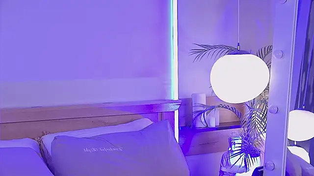 Snapshot of MiaEuphoria_ chatting on 14, 2, 2026 MiaEuphoria online show from 14, 2, 2026