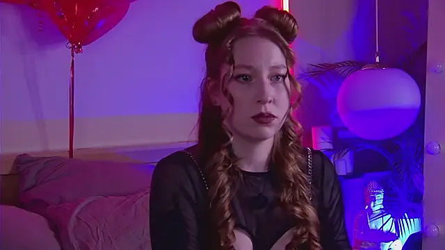 Snapshot of MiaEuphoria_ chatting on 18, 2, 2026 MiaEuphoria online show from 18, 2, 2026