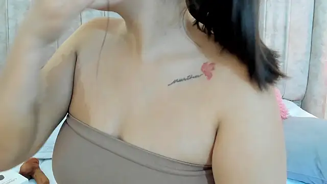 thamiina  online show from 23, 2, 2026