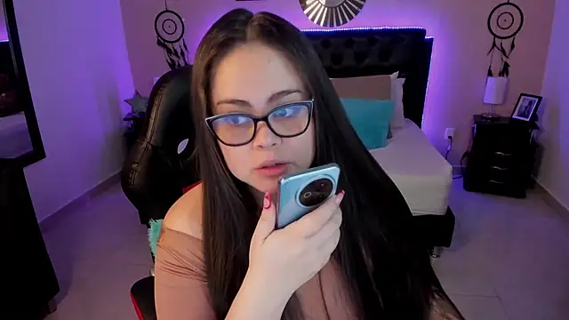 LolaVillalobos online show from 11, 2, 2026