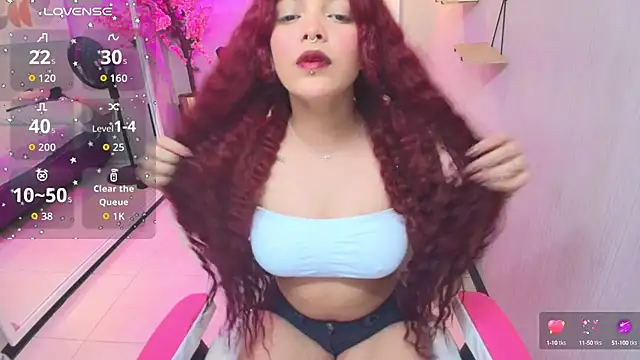 Snapshot of Maggy_t18 chatting on 12, 9, 2025 Maggy t18 online show from 12, 9, 2025