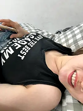 PhuongNhi21 online show from 29, 10, 2025