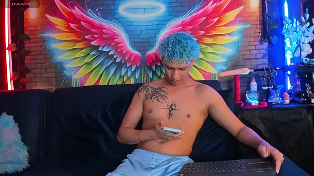 ECSTASYX2 2001 online show from 22, 4, 2026