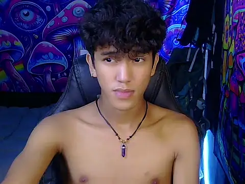 Snapshot of kenbigcockxx chatting on 8, 6, 2026 kenbigcockxx online show from 8, 6, 2026