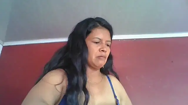 Snapshot of DianaOchoa_ chatting on 2, 6, 2026 DianaOchoa online show from 2, 6, 2026