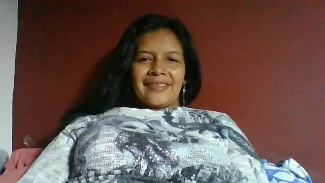 Snapshot of DianaOchoa_ chatting on 8, 6, 2026 DianaOchoa online show from 8, 6, 2026