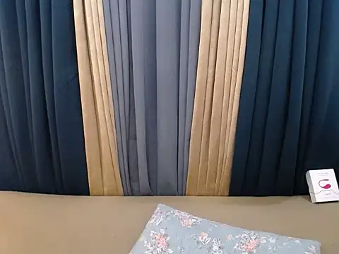 Snapshot of pinay_amaliax chatting on 8, 11, 2025 pinay amaliax online show from 8, 11, 2025