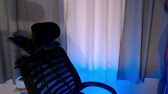 Snapshot of nathaliehardcore1x chatting on 19, 6, 2026 nathaliehardcore1x online show from 19, 6, 2026