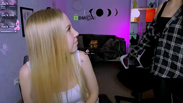 Snapshot of miki-niki chatting on 25, 9, 2025 miki-niki online show from 25, 9, 2025