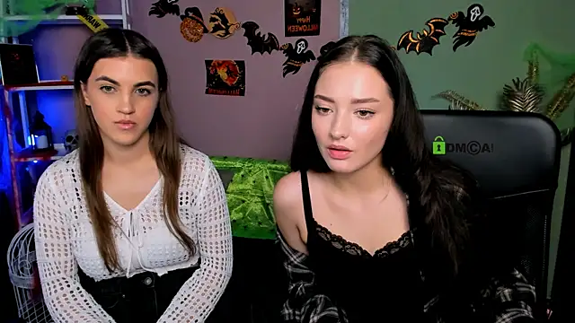 Snapshot of miki-niki chatting on 3, 11, 2025 miki-niki online show from 3, 11, 2025