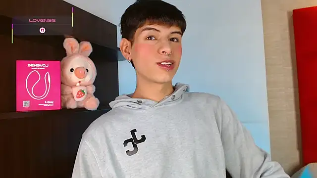 Ezra Storm online show from 14, 11, 2025