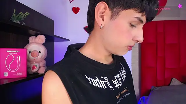 Ezra Storm online show from 13, 2, 2026