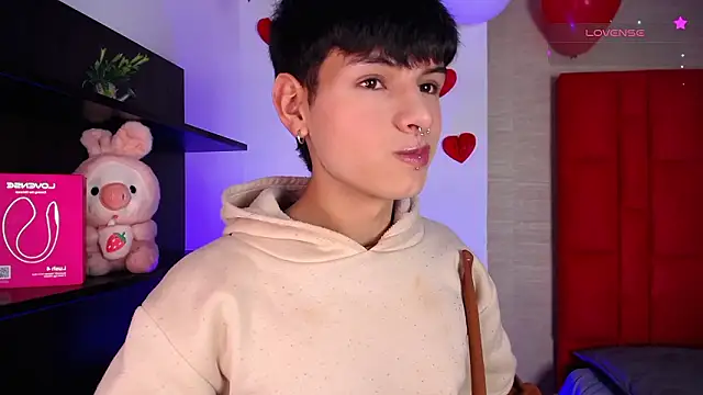 Ezra Storm online show from 16, 2, 2026