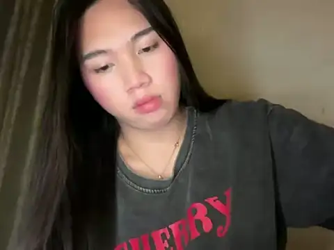 Snapshot of kat_mire chatting on 25, 7, 2026 kat mire online show from 25, 7, 2026