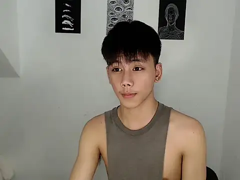 Snapshot of ynotyu chatting on 21, 5, 2026 ynotyu online show from 21, 5, 2026