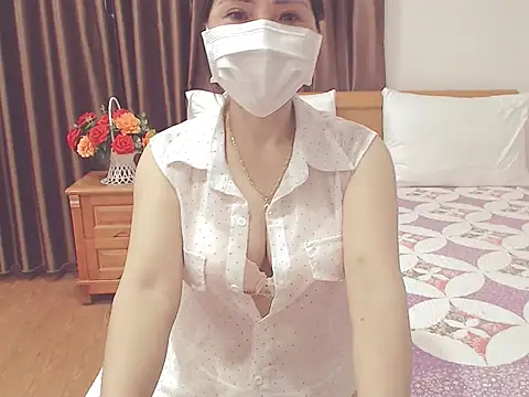 ruby 8x online show from 8, 10, 2025