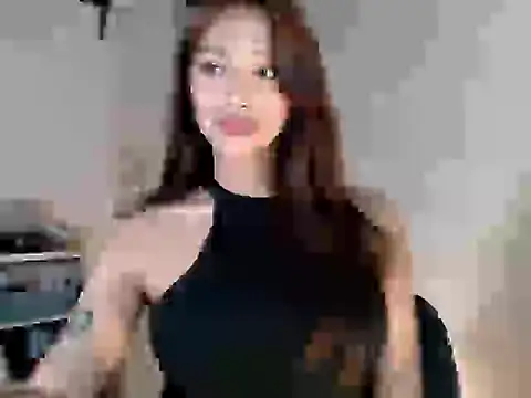 Snapshot of itsmekarinaaa chatting on 4, 10, 2025 itsmekarinaaa online show from 4, 10, 2025