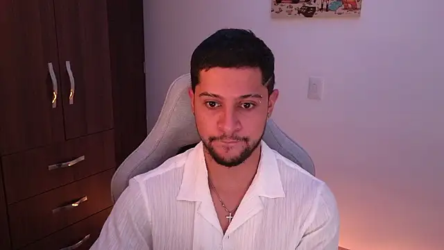 domsantiago  online show from 6, 3, 2026