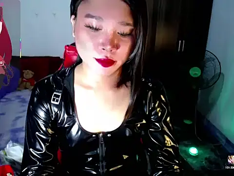 Urassiansweetcummer online show from 31, 7, 2026