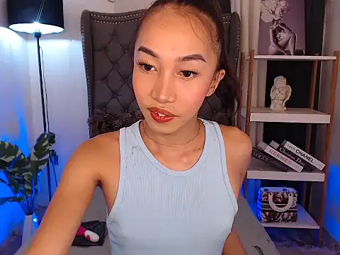 Snapshot of Sweet_kittyxx chatting on 4, 12, 2025 Sweet kittyxx online show from 4, 12, 2025