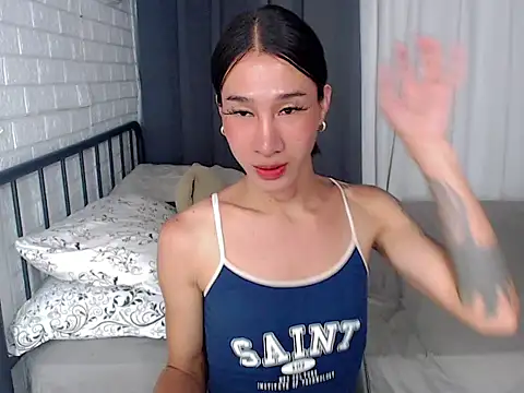 TRANSGODDESSA online show from 28, 4, 2026