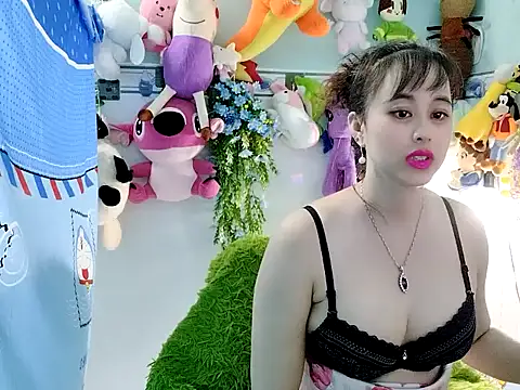 emgaixinhngoan online show from 14, 10, 2025