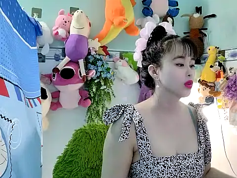 emgaixinhngoan online show from 17, 10, 2025