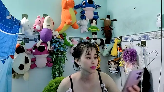 emgaixinhngoan online show from 22, 10, 2025