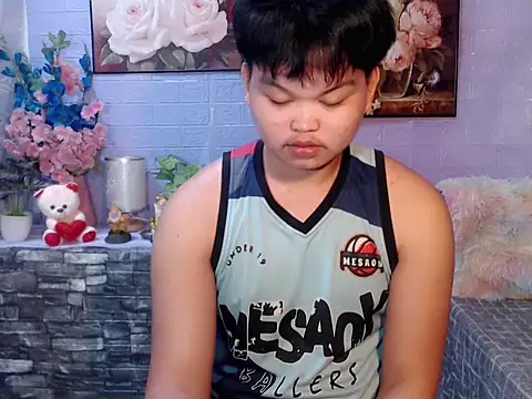 Reynelcock online show from 6, 5, 2026