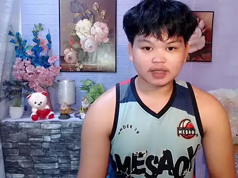 Reynelcock online show from 7, 5, 2026