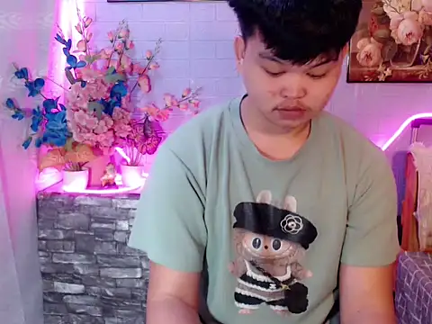 Reynelcock online show from 31, 5, 2026