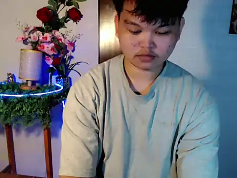 Reynelcock online show from 7, 6, 2026