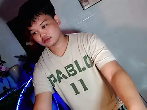 Reynelcock online show from 2, 7, 2026