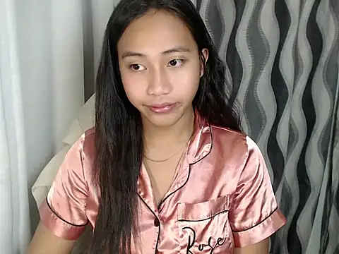 Snapshot of sweetiie_caren chatting on 19, 6, 2026 sweetiie caren online show from 19, 6, 2026