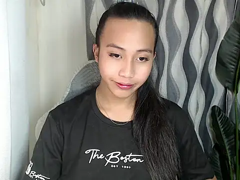 sweetiie caren online show from 25, 6, 2026
