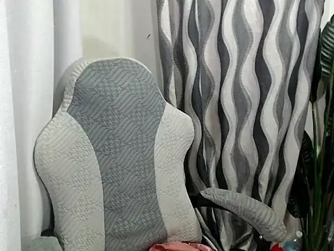 sweetiie caren online show from 28, 7, 2026