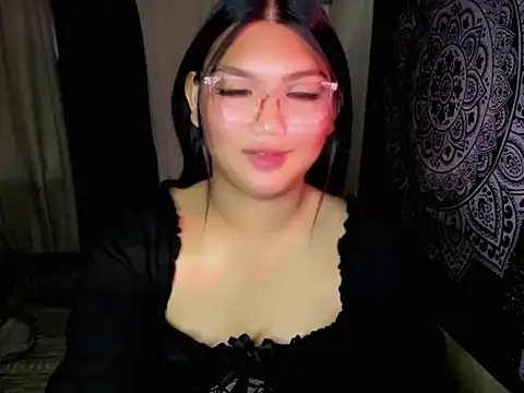 Lou heart online show from 21, 6, 2026