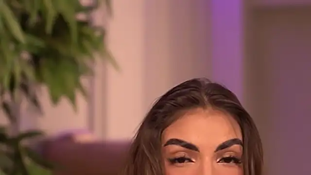 Snapshot of KendalJolly chatting on 17, 9, 2025 KendalJolly online show from 17, 9, 2025