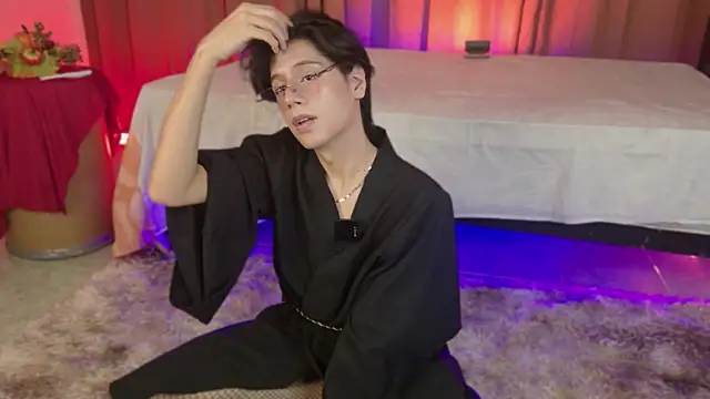 Snapshot of luixdust_ chatting on 11, 11, 2025 luixdust online show from 11, 11, 2025