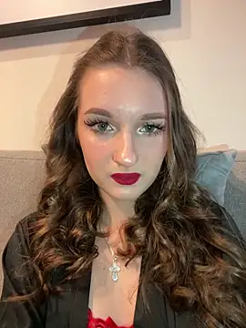 AdelinaEmber online show from 18, 9, 2025