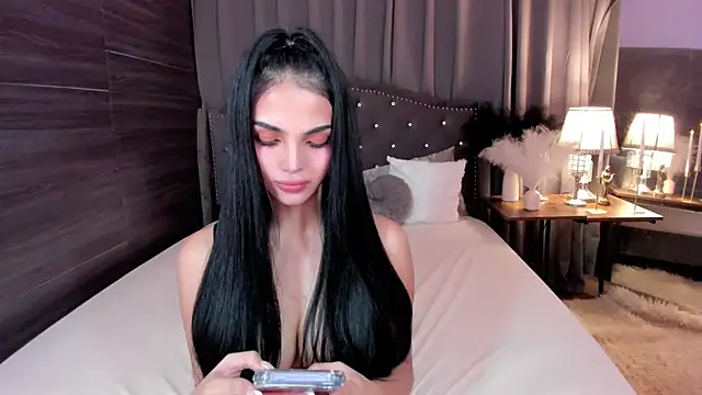 AdrianaMillers online show from 2, 10, 2025