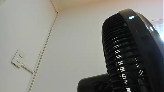 Wonderkloe  online show from 27, 4, 2026