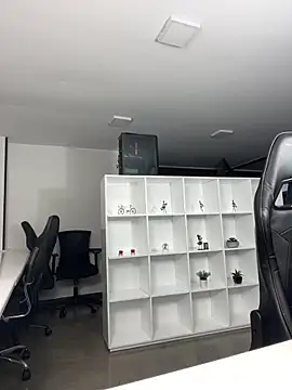 megan bigboobs  online show from 5, 2, 2026