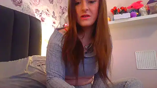 Snapshot of LucyRoseMae chatting on 16, 5, 2026 LucyRoseMae online show from 16, 5, 2026