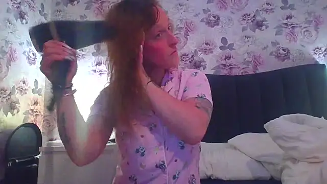 Snapshot of LucyRoseMae chatting on 18, 6, 2026 LucyRoseMae online show from 18, 6, 2026
