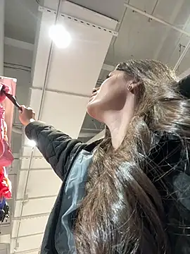 Isabella21  online show from 14, 2, 2026