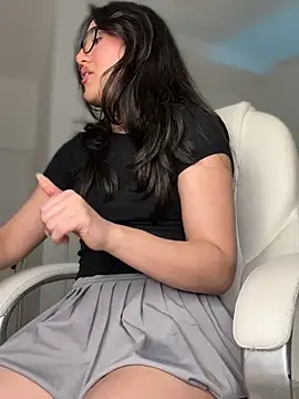 julieta jhonss online show from 16, 3, 2026