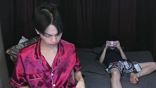 hotfreshdior online show from 25, 2, 2026