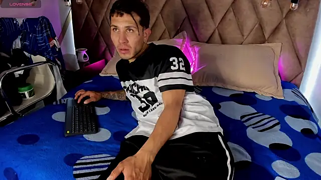 Thonixxx mr online show from 20, 4, 2026