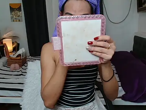 Snapshot of AmayaWang chatting on 25, 9, 2025 AmayaWang online show from 25, 9, 2025